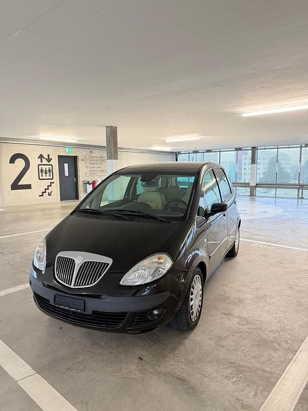 Gebraucht Lancia Musa 95 PS (69 kW) 2005 Van / Kleinbus