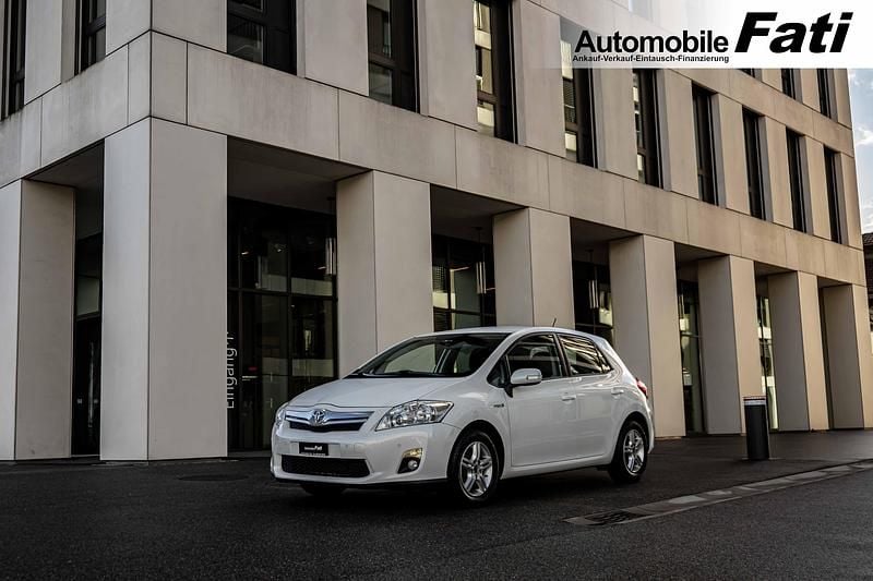Gebraucht 2012 Toyota Auris Hybrid Luna | CHF 12’900 (Etwas zu teuer) - Bild 1/4