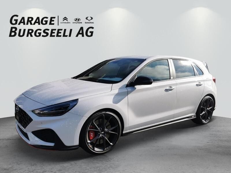 Weiss Gebraucht 2021 Hyundai i30 Limousine | CHF 39’990 (Teuer) - Bild 1/4