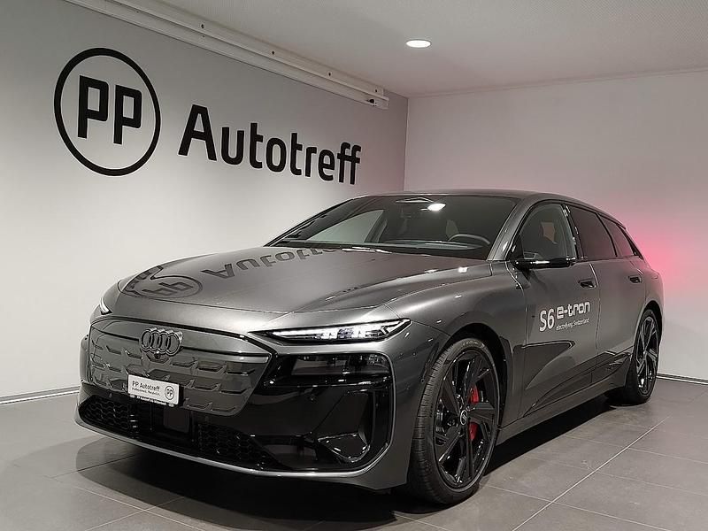 Grau Gebraucht 2025 Audi e-tron Premium SUV | CHF 93’800 - Bild 1/4