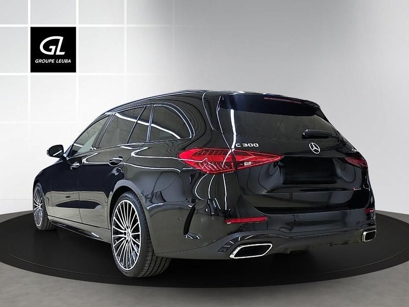 Gebraucht Mercedes C300e 259 PS (190 kW) 2025 Grau Kombi