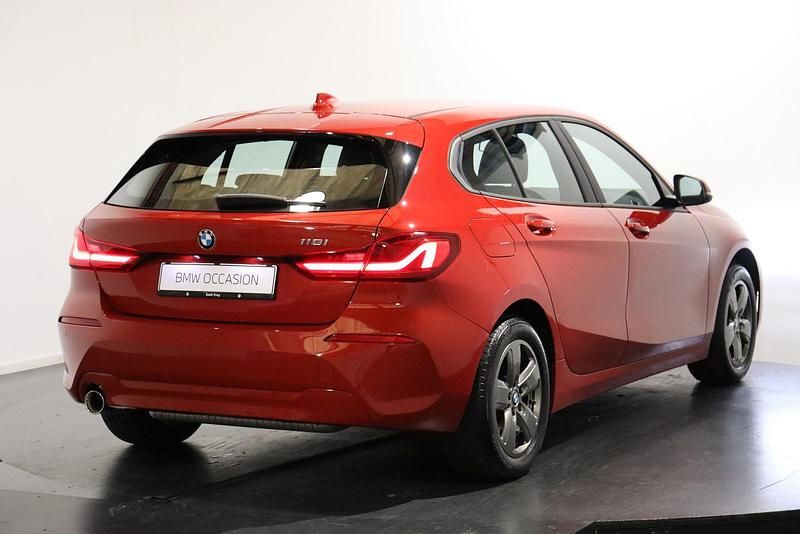 Gebraucht BMW 118 Sport Line 136 PS (100 kW) 2022 Rot Kleinwagen