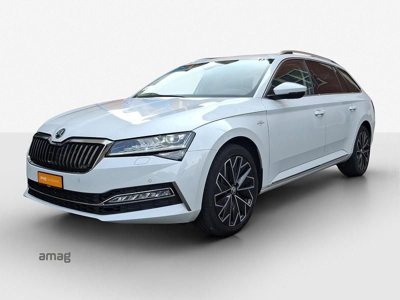 Weiss Gebraucht 2020 Skoda Superb LAURIN & KLEMENT Kombi | CHF 31’800 (Fairer Preis) - Bild 1/4