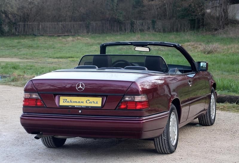Gebraucht Mercedes E220 150 PS (110 kW) 1997 Cabrio