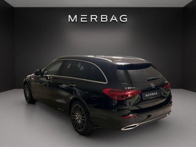 Gebraucht Mercedes C220 197 PS (144 kW) 2024 Schwarz Kombi