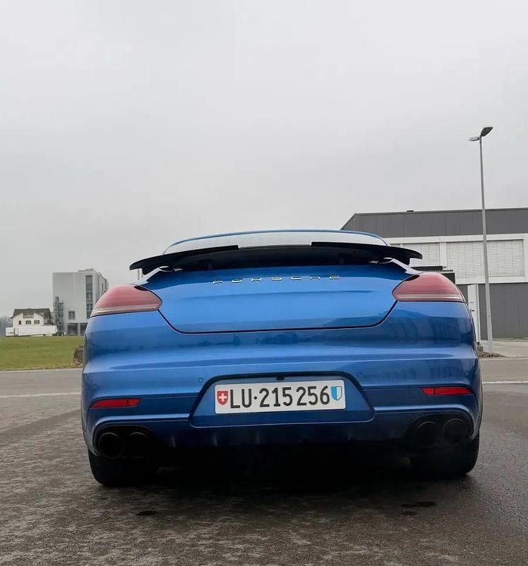 Gebraucht Porsche Panamera 440 PS (323 kW) 2015 Kleinwagen