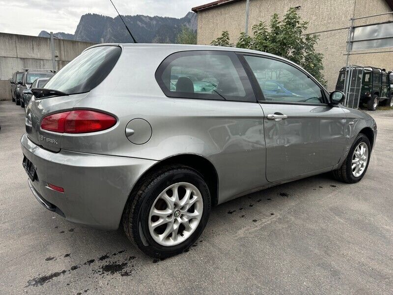 Gebraucht Alfa Romeo 147 Progression 105 PS (77 kW) 2005 Kleinwagen
