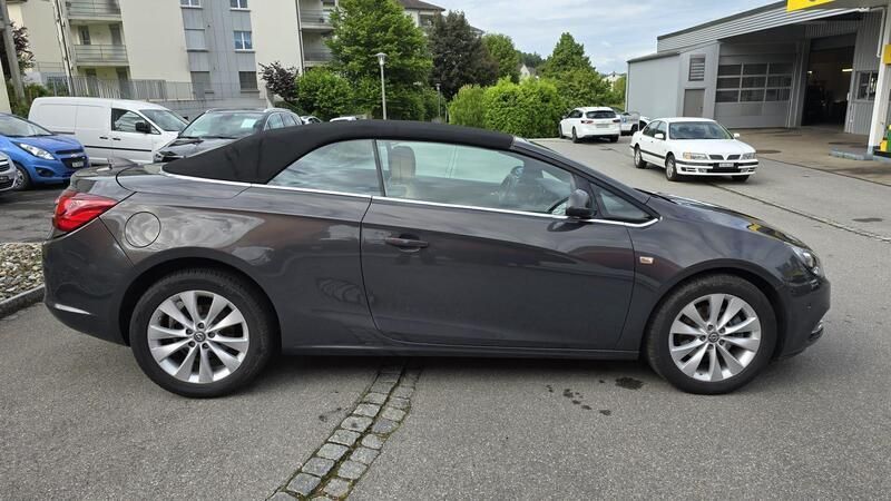 Gebraucht Opel Cascada Cosmo 170 PS (125 kW) 2016 Grau Cabrio
