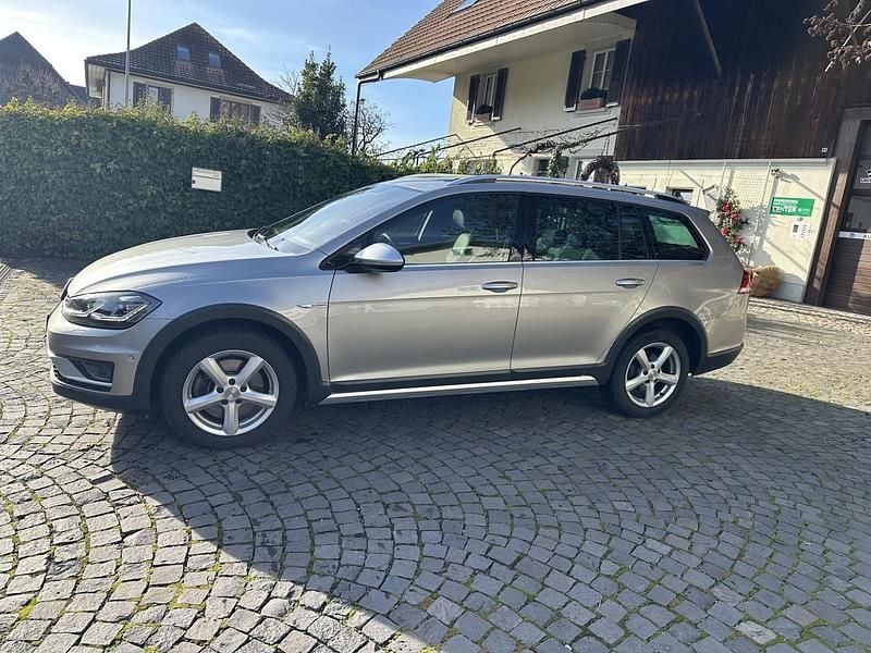 Gebraucht VW Golf Alltrack 184 PS (135 kW) 2018 Kombi