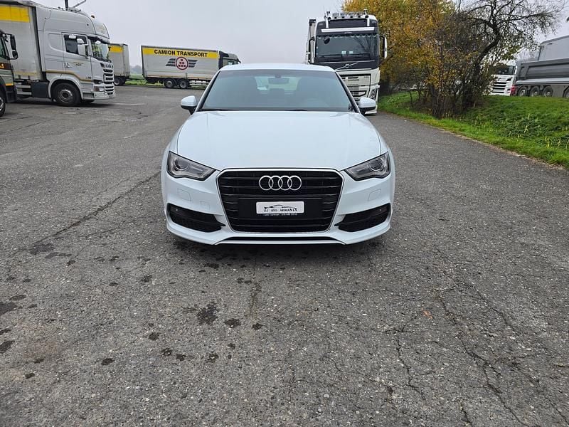 Gebraucht 2015 Audi A3 Ambiente Limousine | CHF 12’500 (Etwas zu teuer) - Bild 1/4