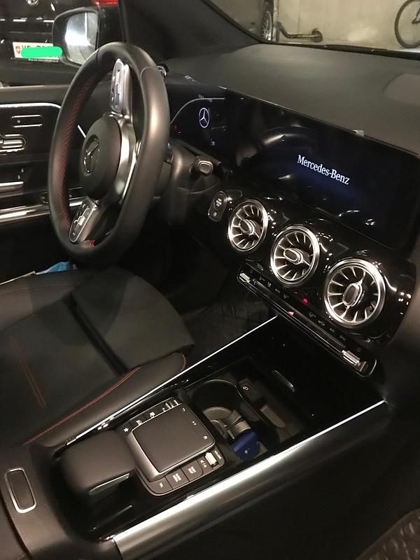 Gebraucht Mercedes B250 Style 224 PS (164 kW) 2020 Van / Kleinbus