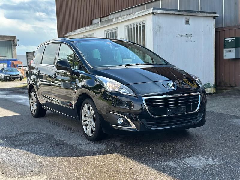 Gebraucht 2014 Peugeot 5008 Active Van / Kleinbus | CHF 4’400 (Fairer Preis) - Bild 1/4
