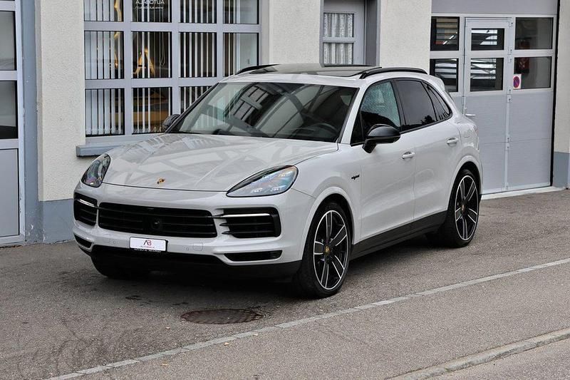 Gebraucht 2022 Porsche Cayenne Platinum Edition SUV | CHF 68’900 (Fairer Preis) - Bild 1/4