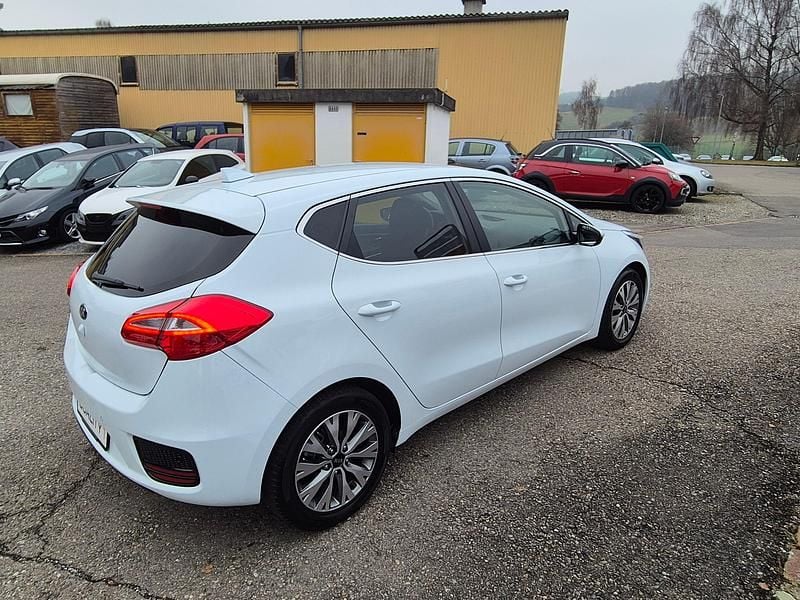 Gebraucht Kia Ceed Sportswagon 135 PS (99 kW) 2018 Kombi