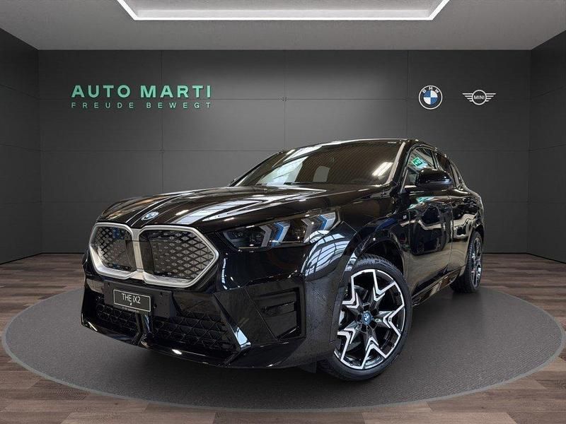 Schwarz Neu 2025 BMW iX2 Comfort Edition SUV | CHF 53’900 (Superpreis) - Bild 1/4