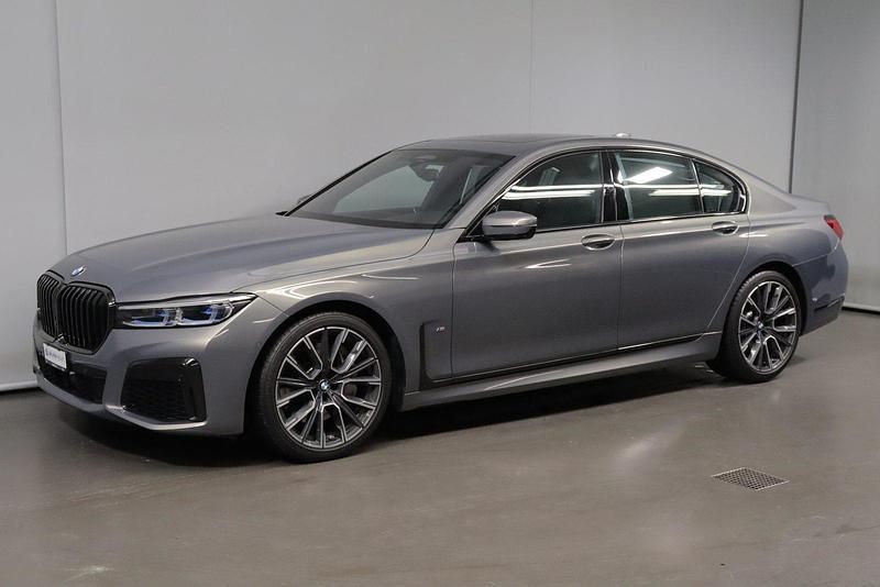 Gebraucht BMW 740 Comfort Edition 351 PS (258 kW) 2021 Grau Limousine