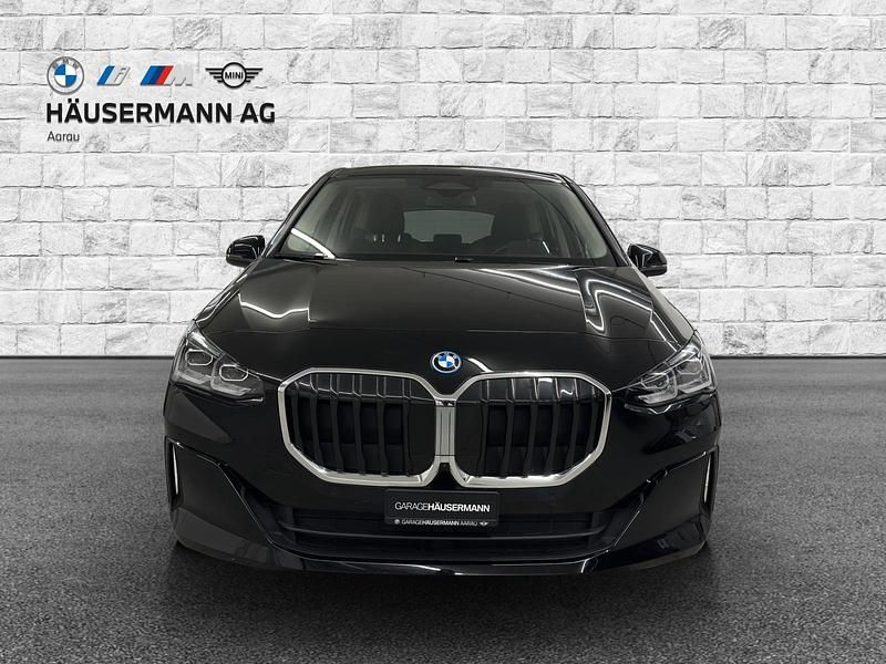 Gebraucht BMW 225 Performance 245 PS (180 kW) 2023 Schwarz Kombi