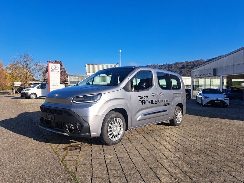 Gebraucht 2024 Toyota Proace Verso City Kombi | CHF 39’900 - Bild 1/4
