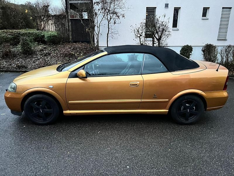 Gebraucht Opel Astra 125 PS (91 kW) 2001 Cabrio