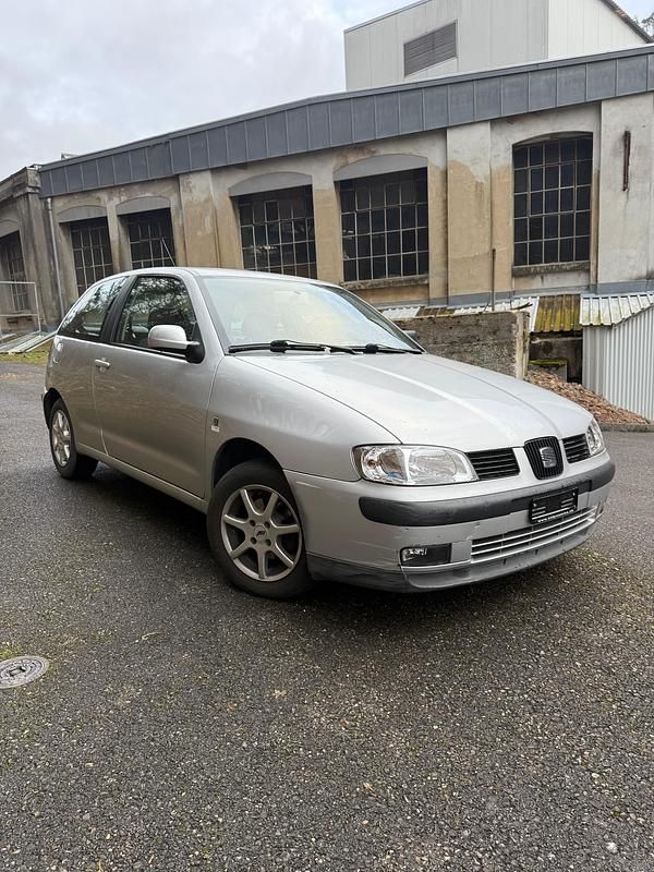 Gebraucht Seat Ibiza Stella 101 PS (74 kW) 2000 Kleinwagen