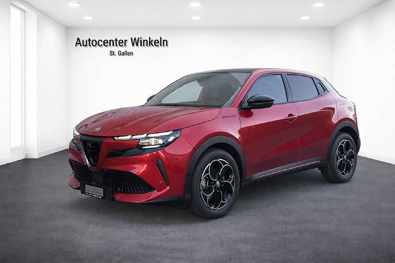 Rot Neu 2025 Alfa Romeo Junior Edizione Speciale SUV | CHF 44’890 (Teuer) - Bild 1/4