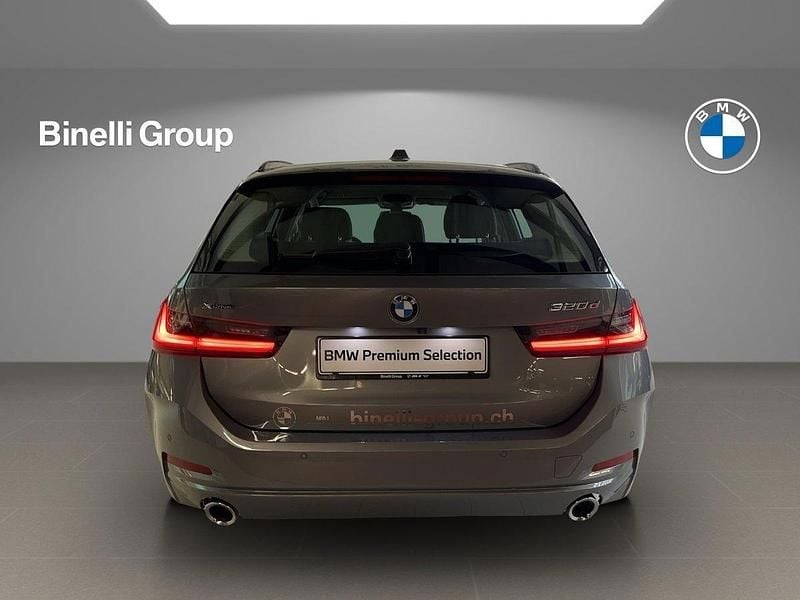 Gebraucht BMW 320 201 PS (147 kW) 2023 Limousine