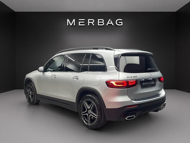 Gebraucht Mercedes GLB250 AMG line 224 PS (164 kW) 2020 Silber SUV