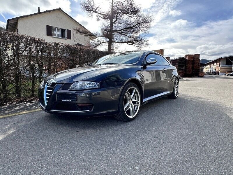 Gebraucht 2009 Alfa Romeo GT Distinctive Coupé | CHF 1’600 - Bild 1/4