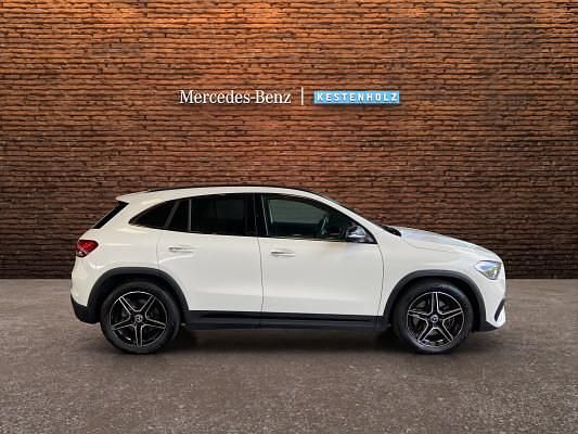 Gebraucht Mercedes GLA250 AMG line 224 PS (164 kW) 2023 Weiss SUV