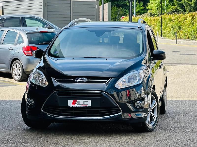 Gebraucht Ford Grand C-Max 125 PS (91 kW) 2015 Van / Kleinbus