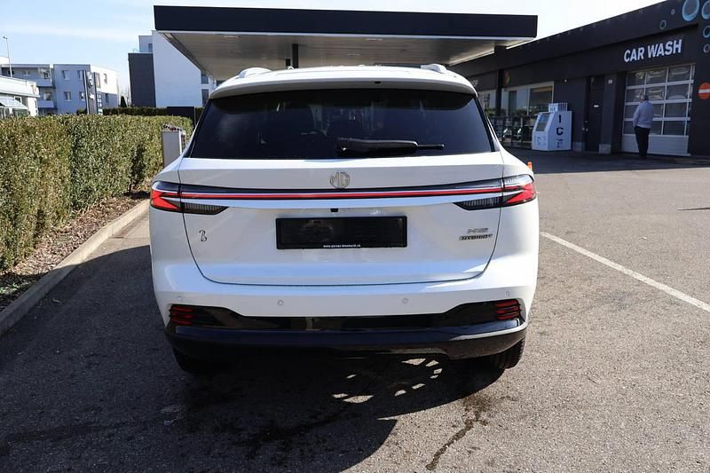 Neu MG HS Luxury 224 PS (164 kW) 2026 SUV