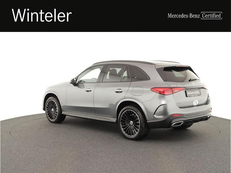 Gebraucht Mercedes GLC300e 204 PS (150 kW) 2023 Grau SUV