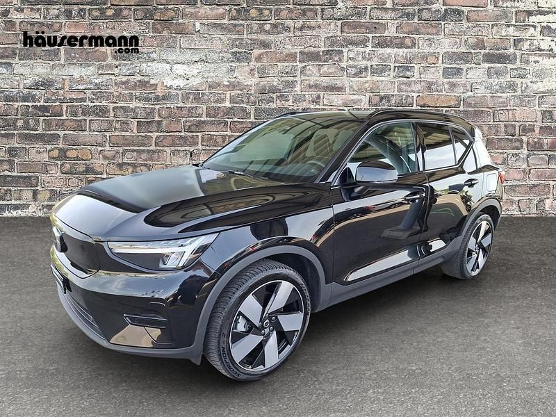 Schwarz Gebraucht 2023 Volvo XC40 Plus SUV | CHF 42’900 (Fairer Preis) - Bild 1/4