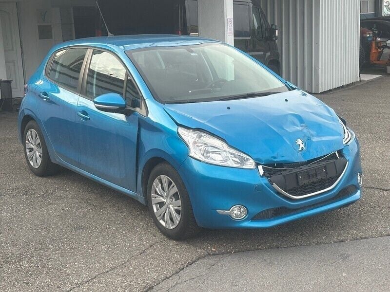 Gebraucht 2013 Peugeot 208 Active Kleinwagen | CHF 2’480 - Bild 1/4