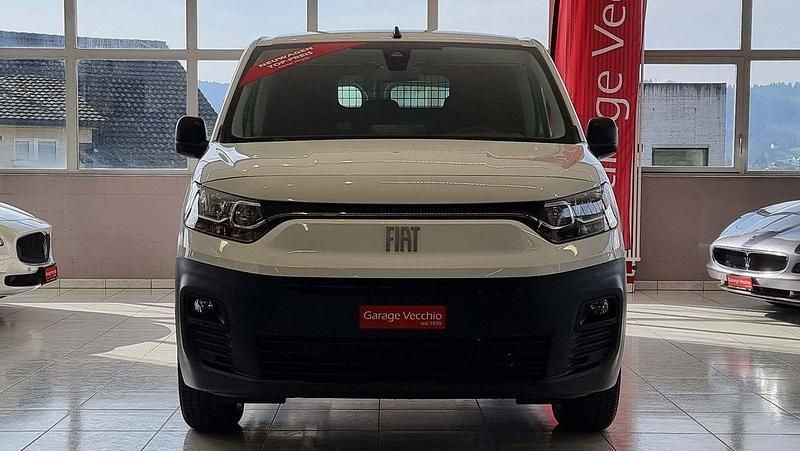 Gebraucht Fiat e-Doblò Lounge 100 kW (136 PS) 2024 Van / Kleinbus