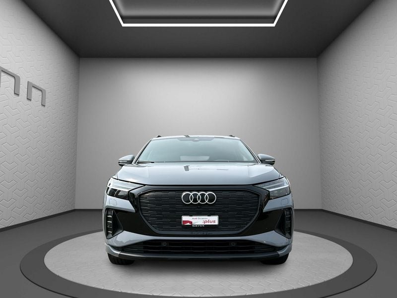 Gebraucht Audi Q4 e-tron Comfort 219 kW (299 PS) 2021 Grau SUV