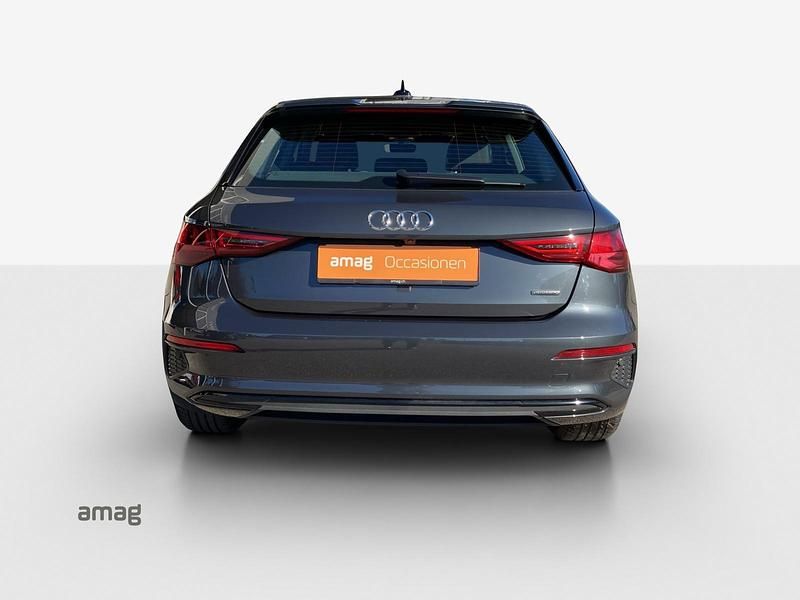 Gebraucht Audi A3 Advanced 190 PS (139 kW) 2022 Manhattangrau metallic Limousine