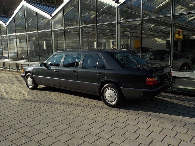 Gebraucht Mercedes E260 160 PS (117 kW) 1990 Limousine