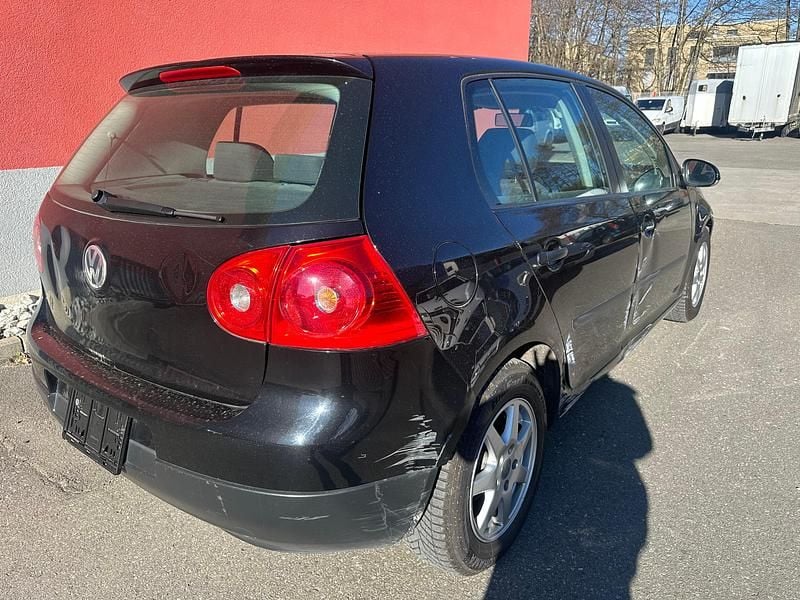 Gebraucht VW Golf IV Trendline 115 PS (84 kW) 2004