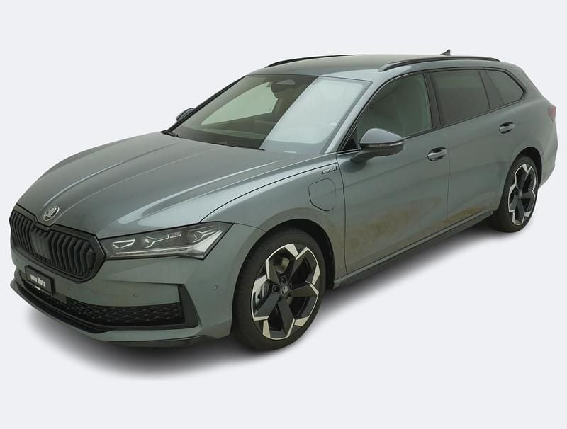 Grau Gebraucht 2025 Skoda Superb SportLine Kombi | CHF 44’990 - Bild 1/3