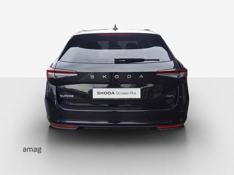Gebraucht Skoda Superb Selection 193 PS (141 kW) 2024 Noir ébène, métallisée Kombi
