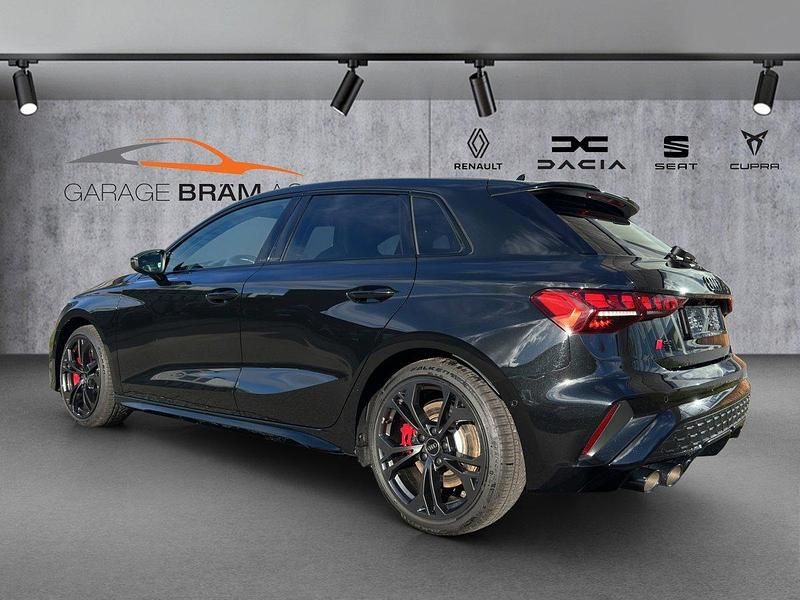 Gebraucht Audi S3 Ambiente 333 PS (244 kW) 2024 Limousine