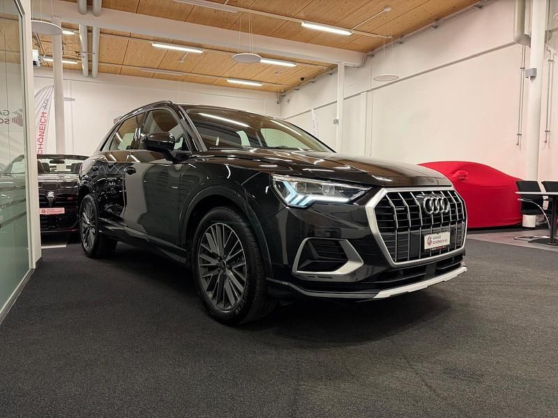 Gebraucht Audi Q3 Advanced 245 PS (180 kW) 2022 Schwarz SUV