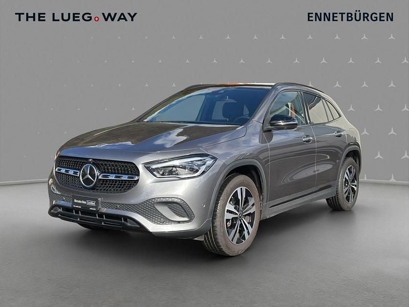 Gebraucht Mercedes GLA200 Progressive 163 PS (119 kW) 2023 Grau SUV