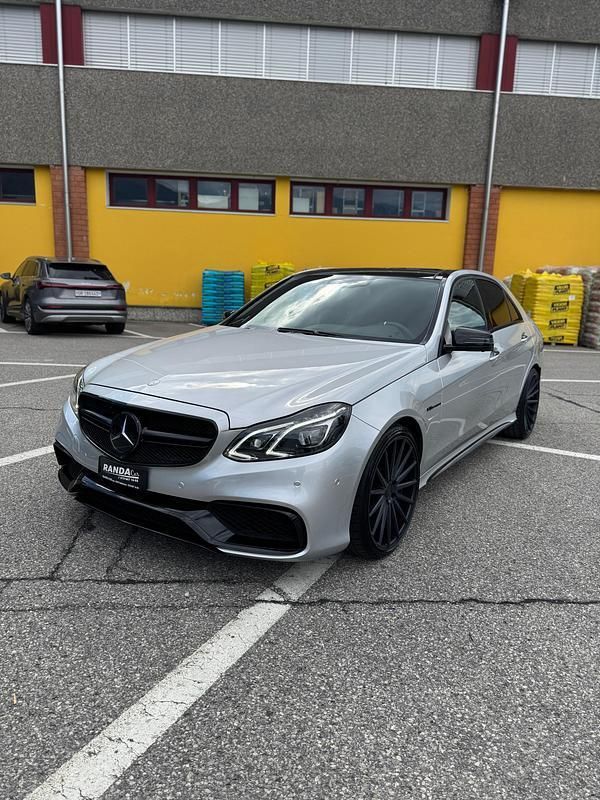 Gebraucht 2014 Mercedes E63 AMG AMG | CHF 44’900 (Fairer Preis) - Bild 1/4