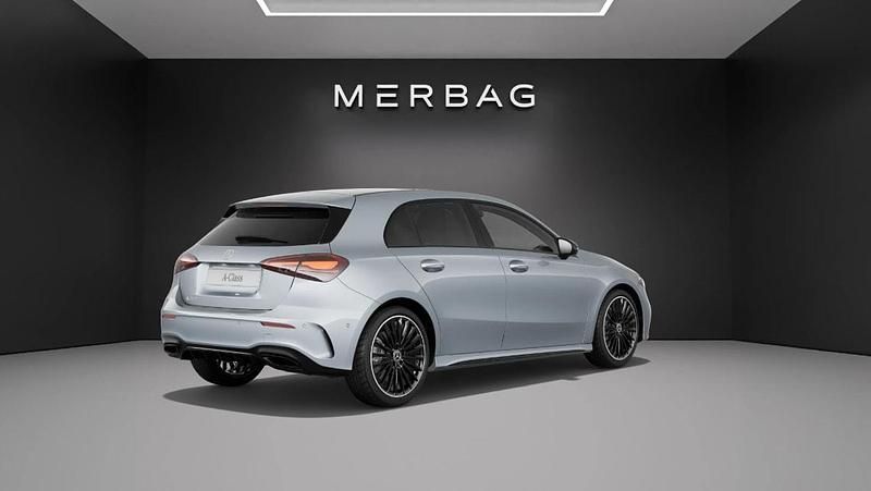Neu Mercedes A200 163 PS (119 kW) 2026 Silber Limousine