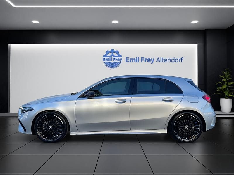 Gebraucht Mercedes A200 AMG line 177 PS (130 kW) 2025 Silber Limousine