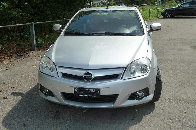 Gebraucht 2006 Opel Tigra Sport | CHF 2’550 (Superpreis) - Bild 1/4