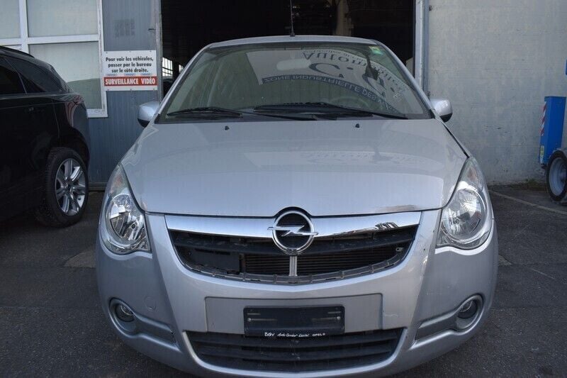 Gebraucht Opel Agila Enjoy 86 PS (63 kW) 2009 Kleinwagen