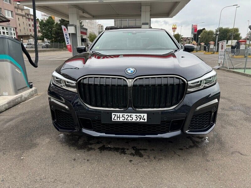 Gebraucht BMW 745e M Sport 394 PS (289 kW) 2022 Limousine